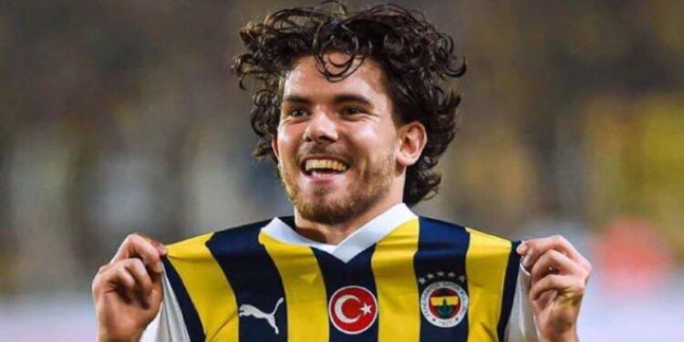 Dortmund’tan Fenerbahçeli Ferdi Kadıoğlu İçin Yeni Teklif