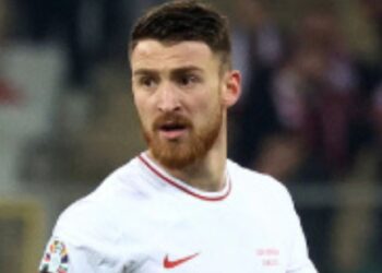 Dortmund’un Salih Özcan İçin İstediği Para Belli Oldu: Galatasaray ve Fenerbahçe Genç Yıldızı İstiyor