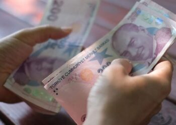 Asgari ücret zammı için masadaki 3 rakam