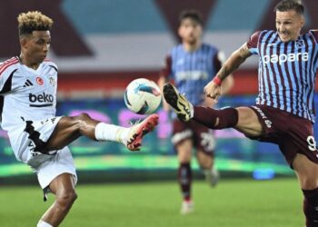 Beşiktaş Trabzonspor’u ezdi ama yenemedi. Böyle maç görülmedi