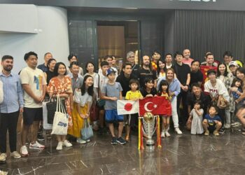 Göztepe’yi Japonlar bastı