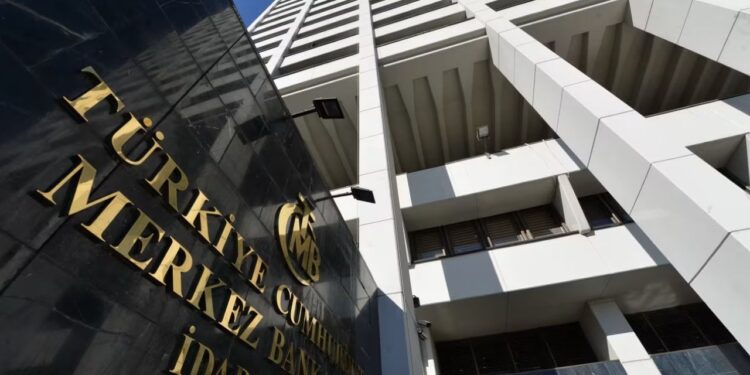 Merkez Bankası faiz indirimine gidecek mi? Flaş anket yayınlandı Merkez Bankası faiz indirimine gidecek mi? Flaş anket yayınlandı