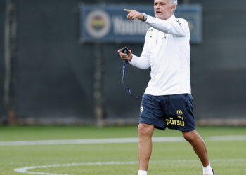 Fenerbahçe Galatasaray’ı çalıştı