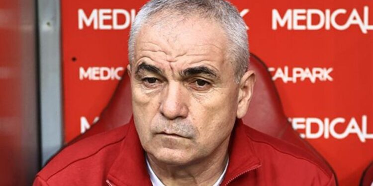 Rıza Çalımbay Emre Mor’u açıkladı