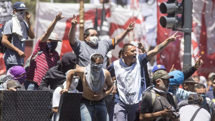 Arjantin kongresi emekli maaş artışını geri çevirdi