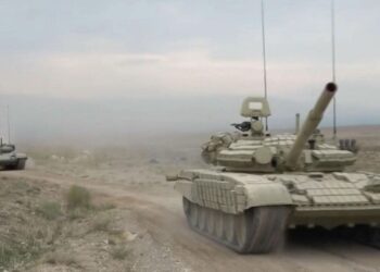 Azerbaycan ordusu Nahçıvan’da tatbikat yaptı