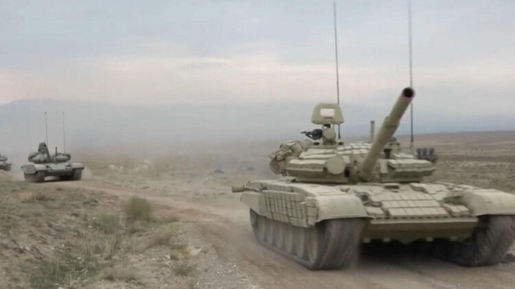 Azerbaycan ordusu Nahçıvan’da tatbikat yaptı