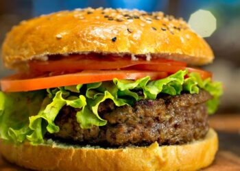 Burger King ismini Türkçe olarak değiştirdi: İşte yeni isim ve logo