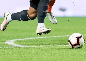 Galatasaray Beşiktaş ve Fenerbahçe yayın programı güncellendi. TRT’den sürpriz karar