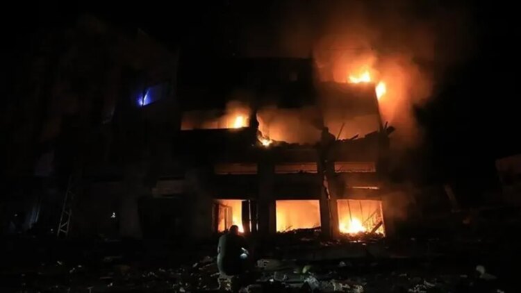 İsrail, Gazze’de bir eve hava saldırısı düzenledi İsrail, Gazze’de bir eve hava saldırısı düzenledi