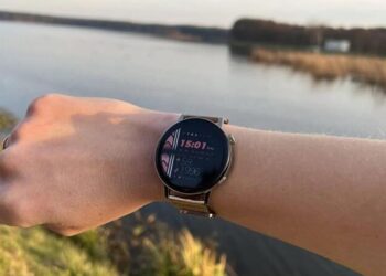 Huawei’den 14 günlük pil ömrü sunan akıllı saat serisi