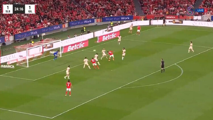 Kerem Aktürkoğlu’ndan Portekiz’de olay yaratan gol Kerem Aktürkoğlu’ndan Portekiz’de olay yaratan gol