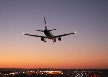 Charleroi Havalimanı’nda bütün uçuşlar iptal edildi