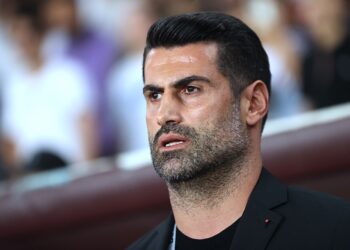 Volkan Demirel Fenerbahçe Galatasaray derbisinin skorunu söyledi. Taraftarlar havalara uçtu