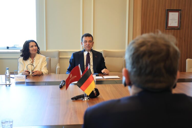 İstanbul’da önemli görüşme. İmamoğlu Almanlara su yönetimini anlattı İstanbul’da önemli görüşme. İmamoğlu Almanlara su yönetimini anlattı