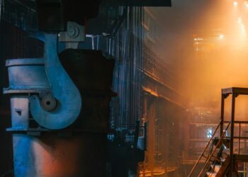 Yangın büyüdü. Çerkezköy son dakika gelişmesi